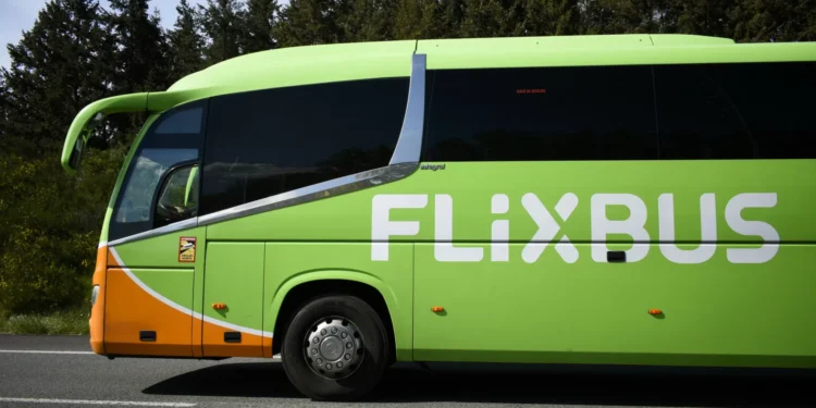 Férias ou ida a casa? FlixBus com 12 novos destinos cá e rota Faro-Vigo