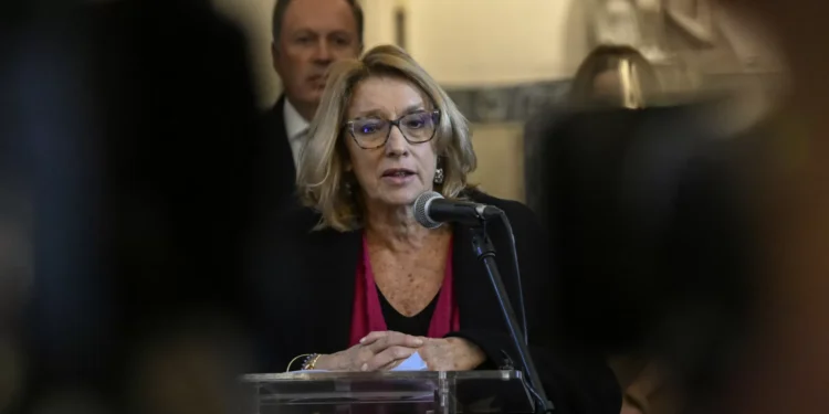 Atendimentos presenciais na Segurança Social vão reduzir-se em um terço