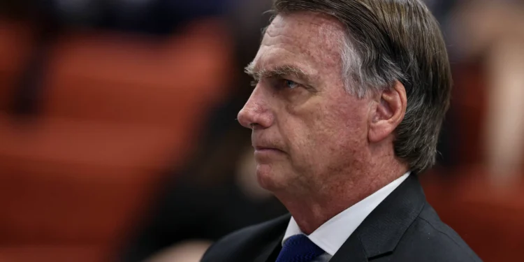 Veja a reação dos filhos de Bolsonaro à decisão de Moraes