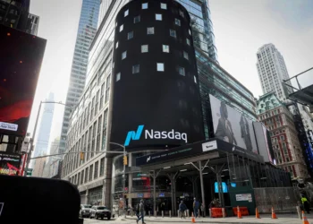 Nasdaq registra recorde de fechamento com impulso da Nvidia