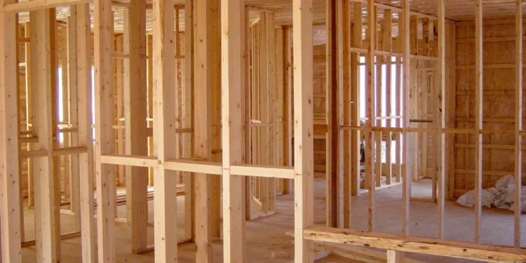 Setor madeireiro força férias e projeta demissões frente a tarifas de Trump