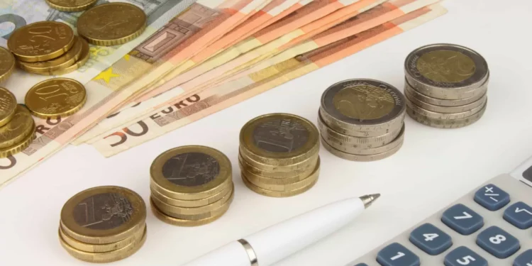 Trabalhadores da Aunde Portugal exigem melhores salários