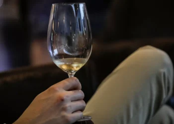 Ministro sublinha superavit de 800 milhões do setor do vinho em Portugal