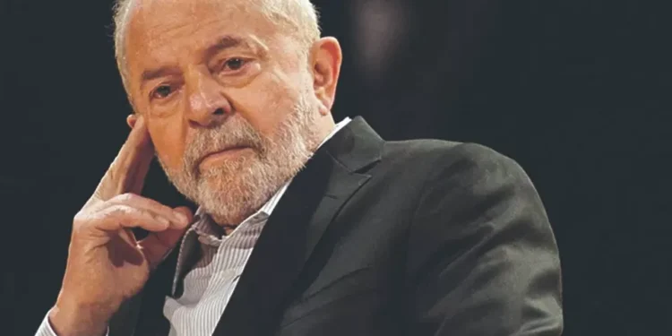 Lula defende fim do combustível fóssil mas avisa que Brasil não abrirá mão do seu petróleo