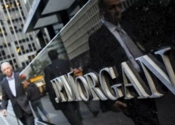 Lucros do JP Morgan descem 6,1% no 1º trimestre para 25,3 mil milhões