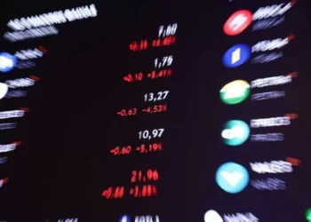 Com alta de 15%, Ibovespa vive melhor primeiro semestre desde 2016