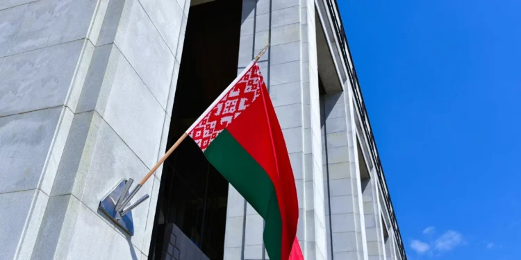 Bielorrússia desliga unidade em usina nuclear após alerta