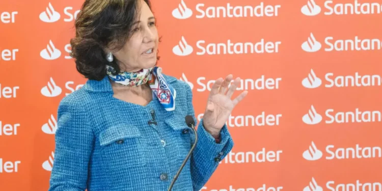 Santander vence Barclays e compra TSB ao Sabadell por 3,1 mil milhões