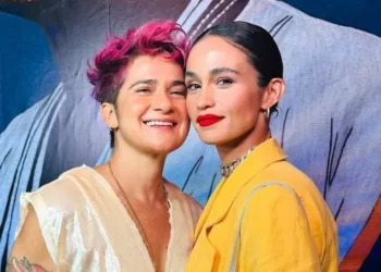 Nanda Costa e esposa recriam foto de Yoko Ono e John Lennon; veja