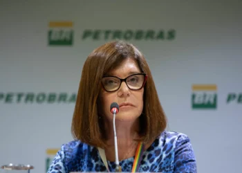 Petrobras de 2050 precisa entregar 55% a 60% a mais de energia, diz Magda