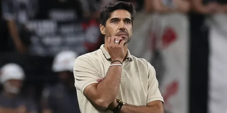 Palmeiras: Abel Ferreira abandona coletiva após empate no Brasileirão; veja