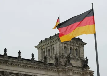 Ucrânia: Alemanha financiará pacote de 500 milhões de dólares em ajuda militar procedente dos EUA