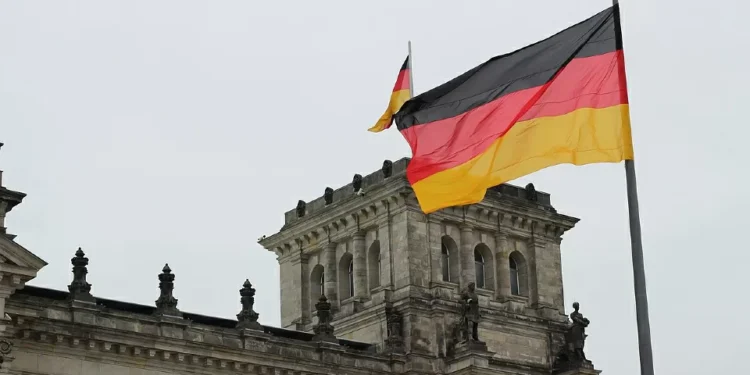 Ucrânia: Alemanha financiará pacote de 500 milhões de dólares em ajuda militar procedente dos EUA