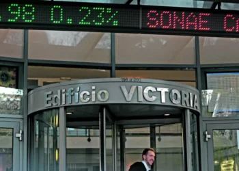 Bolsa de Lisboa termina semana em alta com PSI a subir 0,75%