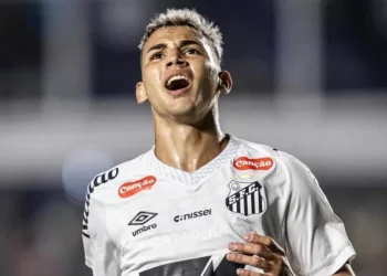 Chelsea pede a volta de atacante do Santos após seis meses de empréstimo