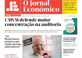 A primeira página do Jornal Económico de 30 de setembro