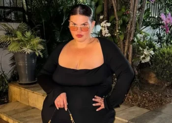 Thais Carla fala sobre emagrecimento e cicatrizes após cirurgia bariátrica