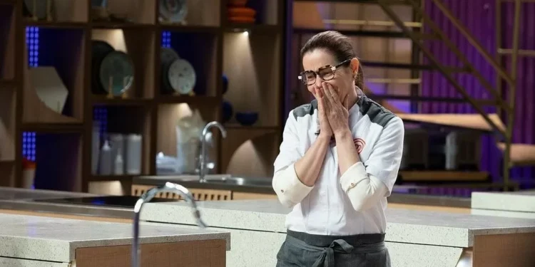 Quem é Marina Queiroz, envolvida em polêmica no “MasterChef Confeitaria”