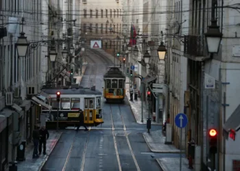 Carris diz desconhecer falhas de empresa externa responsável pela manutenção