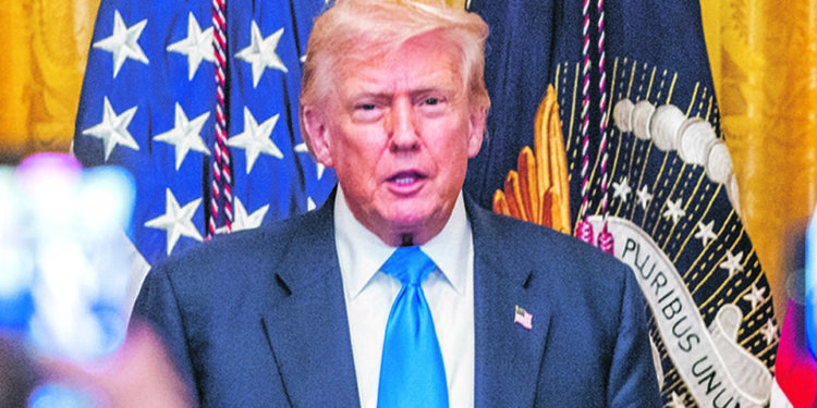 Trump cancela financiamento de 223 projetos de energia em 16 Estados democratas