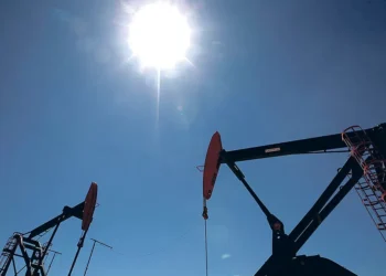 Cotação do Brent para entrega em dezembro estagna nos 65,45 dólares