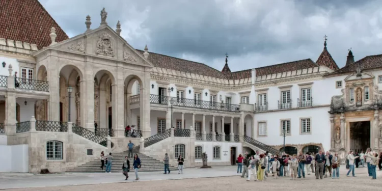 Autárquicas: PSD passa a ter maioria das Câmaras no distrito e perde Coimbra para o PS