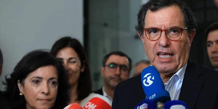 Governo prepara criação de Fundo de Fundos para apoiar investimento empresarial