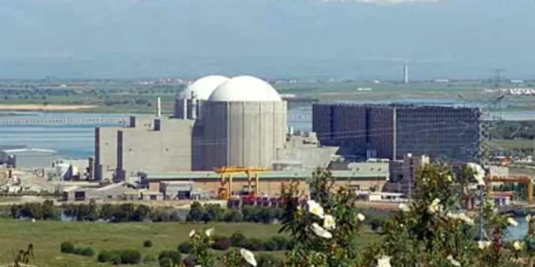 Nuclear espanhol junto a Portugal está para fechar, mas falta lidar com resíduos radioativos