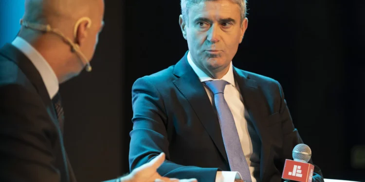 José Luís Carneiro: “Fusões da troika tiveram efeitos nocivos”