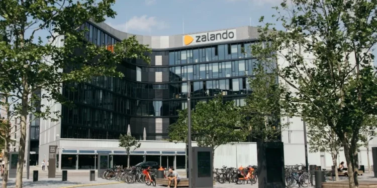 Plataforma de e-commerce Zalando chega a Portugal