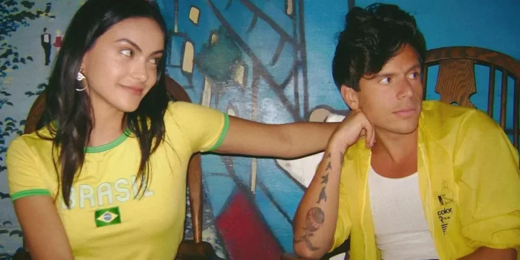 Quem são Camila Mendes e Rudy Mancuso, casal que anunciou noivado