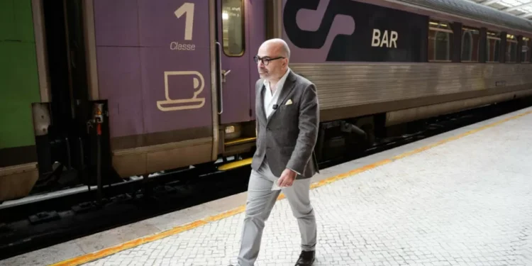 Governo rejeita privatização da CP, mas vai avançar com “subconcessões”