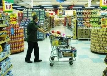 Consumo em supermercados tem alta anual de 2,79% em setembro, diz Abras