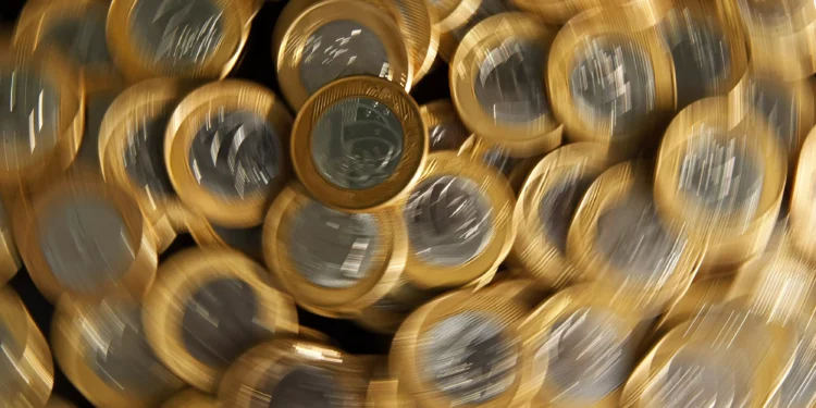 Dívida pública do Brasil atingirá 82% do PIB em 2026, aponta projeção do IFI