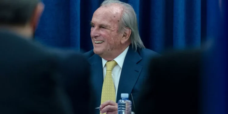 Moedas diz que Balsemão “faz muita falta num mundo polarizado” porque “fazia pontes” entre uns e outros