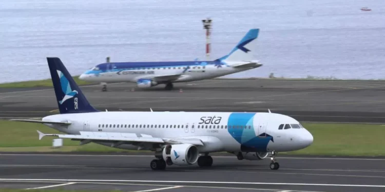 Adiado para 10 de novembro prazo para proposta pela Azores Airlines