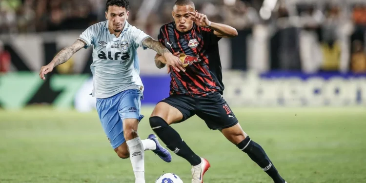 Grêmio pede ao STJD suspensão de cartões após erros de arbitragem