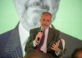 COP30 não alcançará US$ 1,3 trilhão, diz Corrêa do Lago