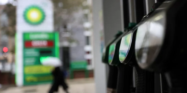 Preços dos combustíveis. Gasóleo sobe, gasolina desce