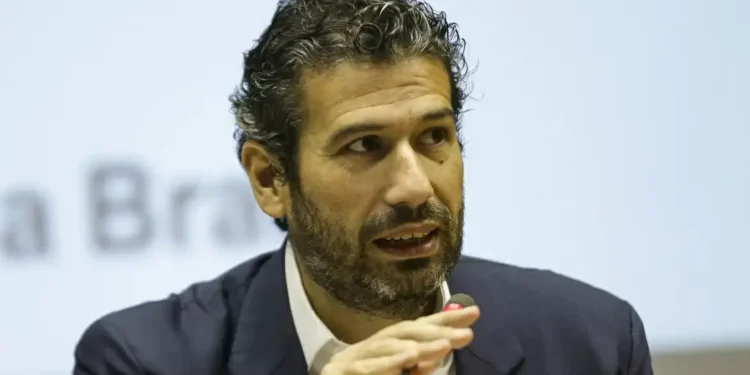 Crédito consignado ao trabalhador privado somará R$ 100 bi em 2025, diz secretário