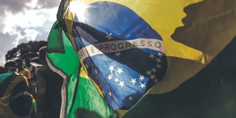 Balanço de 2025: Brasil entre protagonismo global, julgamento de Bolsonaro e guerra tarifária com Estados Unidos