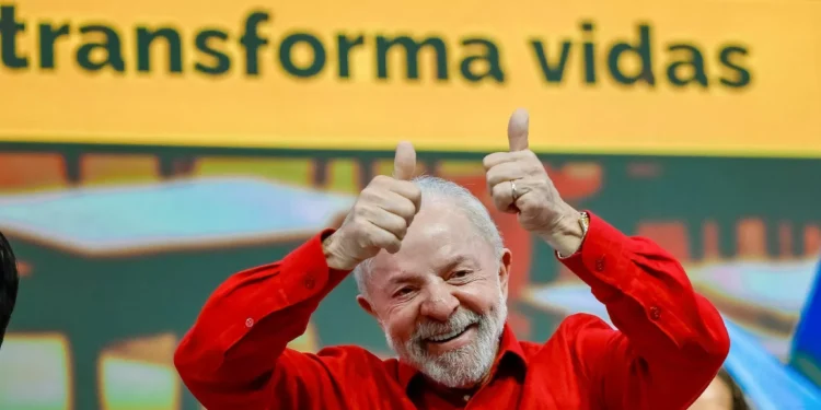 Aprovações como a de Lula tendem à reeleição, diz Christopher Garman