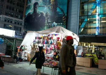 Vendas no varejo dos EUA frustram projeções e ficam estáveis em outubro ante setembro