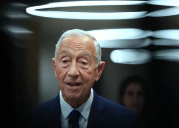 Marcelo promulga fim de taxa sobre as empresas de energia elétrica