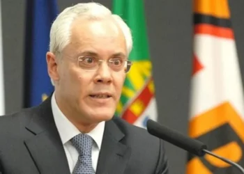 Correio da Manhã condenado a pagar 35 mil euros a herdeiros de Miguel Macedo