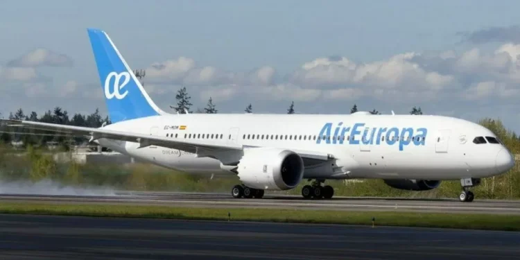 Greve geral. Air Europa cancela voos e Iberia reduz rotas para Portugal