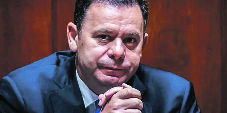 Lesados do Banif pedem reunião a Montenegro e denunciam promessas não cumpridas