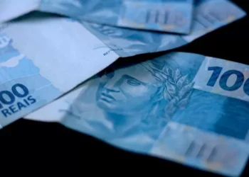 79% dos brasileiros acreditam que economia é feita para favorecer ricos, diz pesquisa