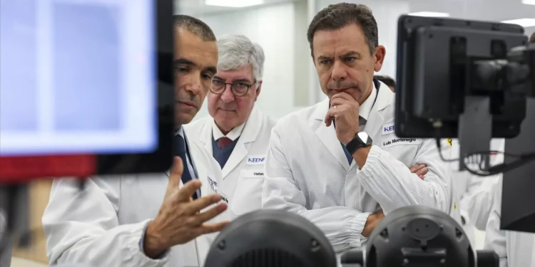 Montenegro diz que reforma laboral não é para fazer quando anda “à rasca”