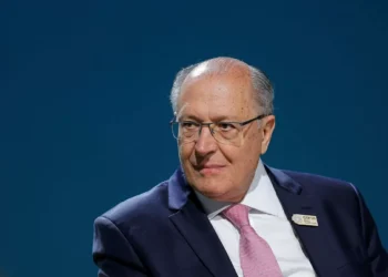 Alckmin: queda da Selic deve elevar crescimento da economia, após PIB fraco no 3º tri